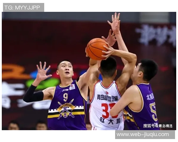 扎克拉文领衔公牛队重返季后赛的希望与挑战分析